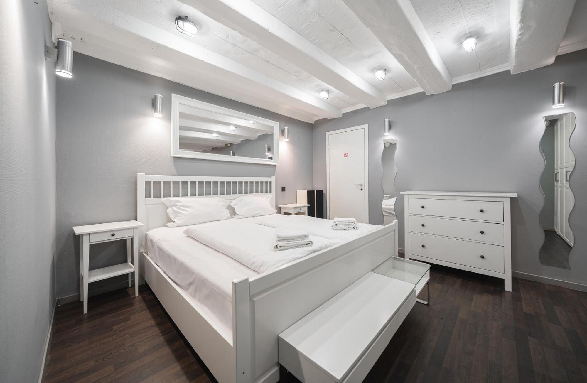 Islandijos Self Check-In Basement Apartments Vilnius Exterior photo